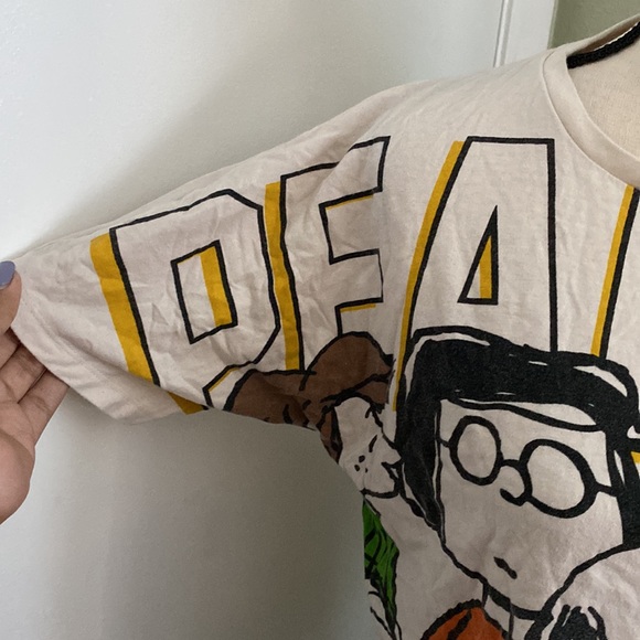 Peanuts Cropped T-shirt - Picture 3 of 9
